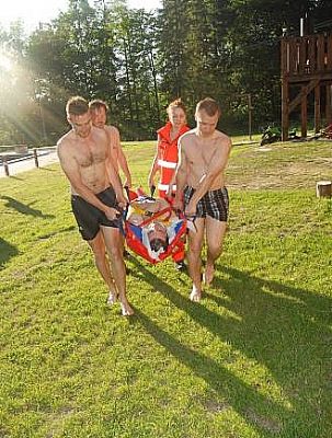 Podporujeme z�chran��e �erven�ho k��e